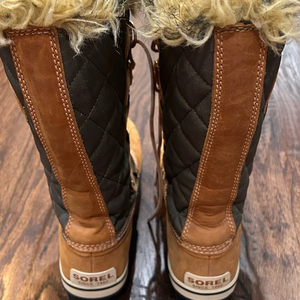 Sorel Tofino Women Sz 9 Lace-Up Boots Winter Camel/Green